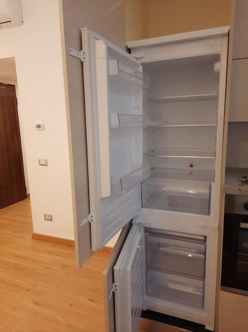 N&Ghomesweethome Raffaelloelegante Appartamento Ideale Casa Vacanze Affari Μιλάνο Εξωτερικό φωτογραφία