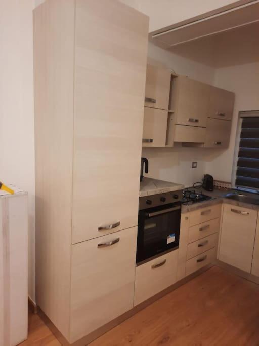 N&Ghomesweethome Raffaelloelegante Appartamento Ideale Casa Vacanze Affari Μιλάνο Εξωτερικό φωτογραφία