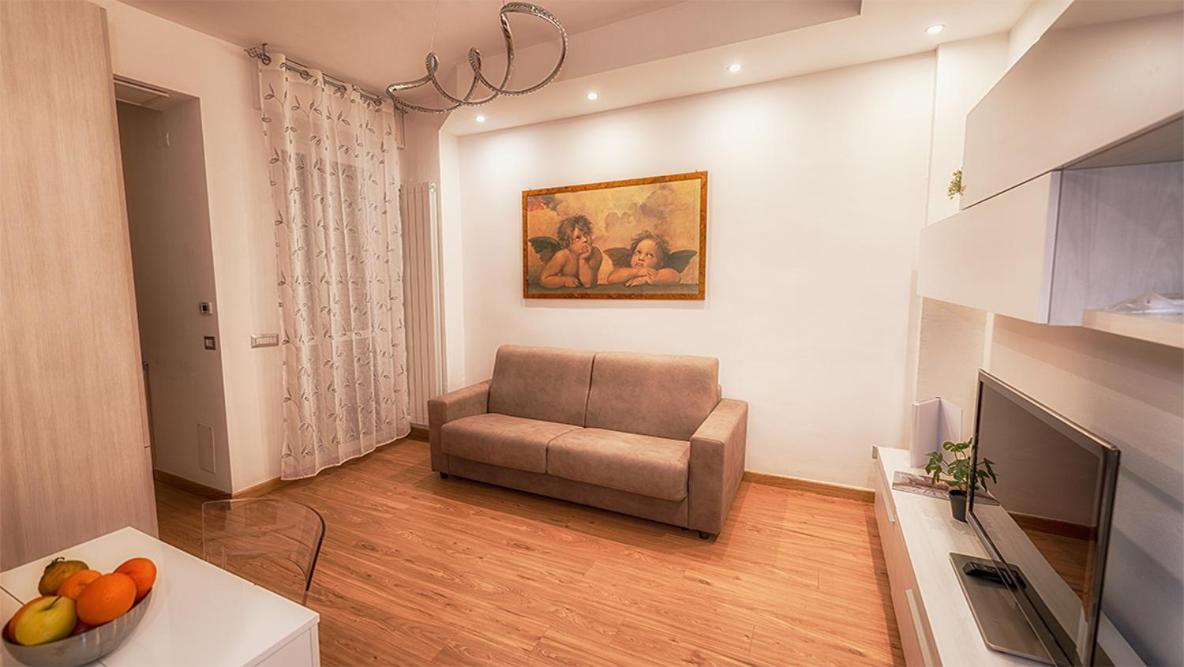N&Ghomesweethome Raffaelloelegante Appartamento Ideale Casa Vacanze Affari Μιλάνο Εξωτερικό φωτογραφία