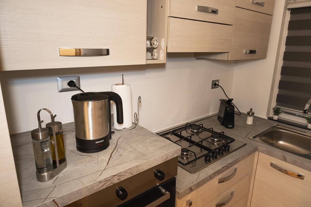 N&Ghomesweethome Raffaelloelegante Appartamento Ideale Casa Vacanze Affari Μιλάνο Εξωτερικό φωτογραφία